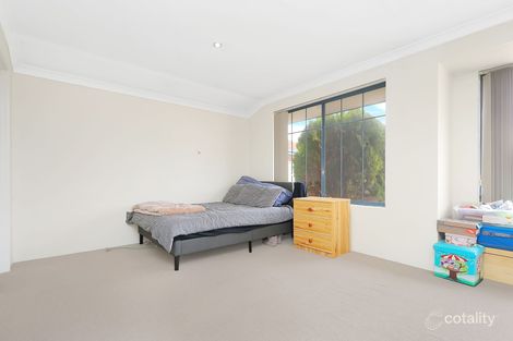 Property photo of 6 Coorong Turn Warnbro WA 6169