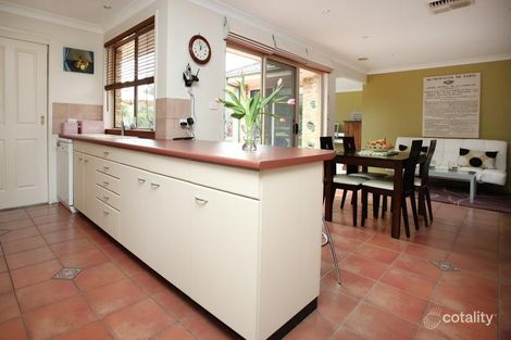 Property photo of 28 Jacaranda Drive Jerrabomberra NSW 2619