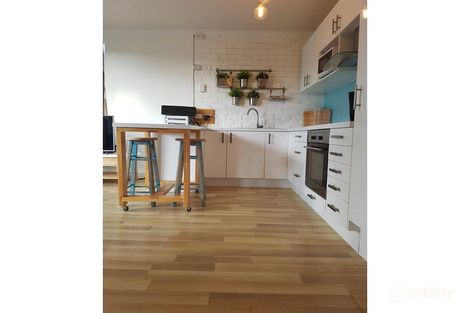 Property photo of 103/40 Surf Parade Broadbeach QLD 4218