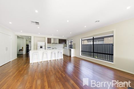 Property photo of 39 Burchill Avenue Cranbourne East VIC 3977