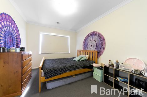 Property photo of 39 Burchill Avenue Cranbourne East VIC 3977