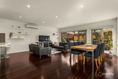 Property photo of 2/52 Liberty Parade Ivanhoe VIC 3079