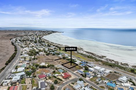 14 Hardwicke Cl, Point Turton, SA 5575