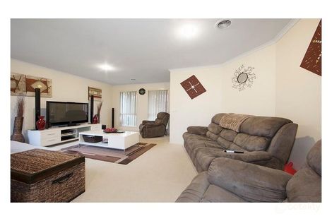 Property photo of 59 Emily Drive Narre Warren VIC 3805
