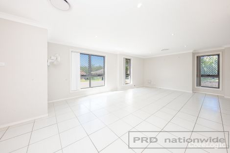 Property photo of 27 Murphy Circuit Ashtonfield NSW 2323