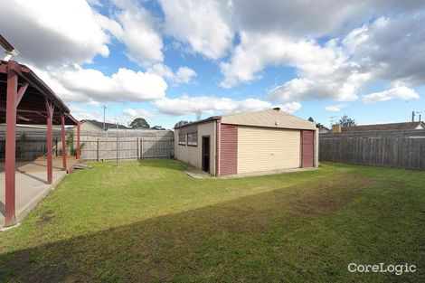 Property photo of 35 Oak Avenue Doveton VIC 3177