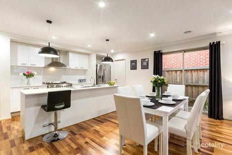 Property photo of 26 Mickleham Drive Cranbourne North VIC 3977