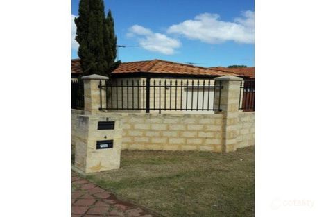2/21 Hancock St, Nollamara, WA 6061