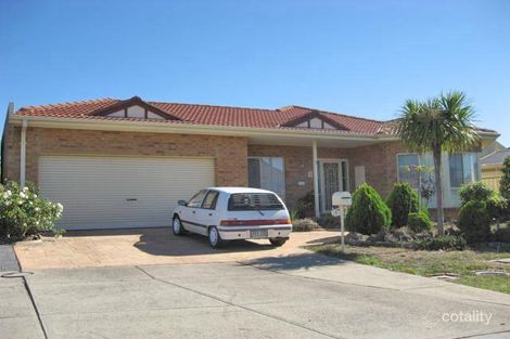 2 Preston Pl, Taylors Lakes, VIC 3038