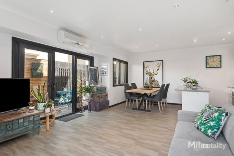 Property photo of 9 Ruby Lane Greensborough VIC 3088