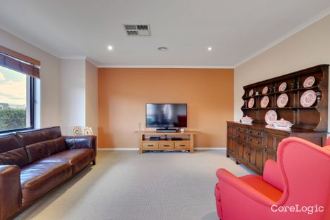 Property photo of 1 Allambee Street Jerrabomberra NSW 2619