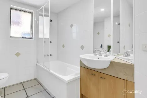 Property photo of 3/19 Britannia Avenue Broadbeach QLD 4218