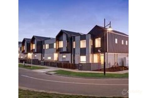 Property photo of 68 City Vista Circuit Cranbourne West VIC 3977
