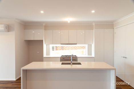 Property photo of 41 Morello Circle Doncaster East VIC 3109