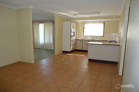 Property photo of 8 Naomai Street Bundamba QLD 4304