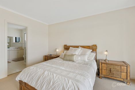Property photo of 135 Wentworth Parade Hindmarsh Island SA 5214
