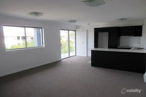 Property photo of 16/14-16 Proud Street Labrador QLD 4215