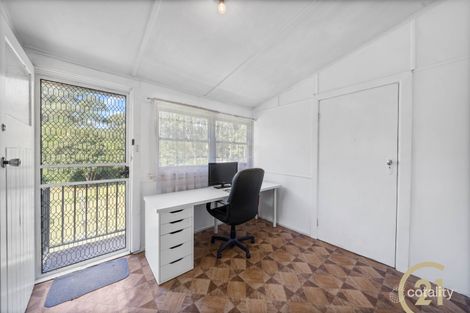 Property photo of 34 Waterside Crescent Carramar NSW 2163