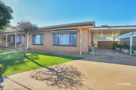 Property photo of 31 Third Avenue North Narromine NSW 2821