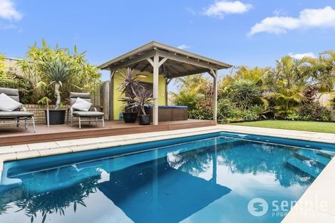 Property photo of 11 Bolderwood Drive South Lake WA 6164