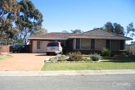 51 Harvey Cct, St Clair, NSW 2759