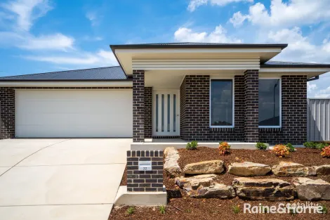 22 Dallas Ave, Gobbagombalin, NSW 2650