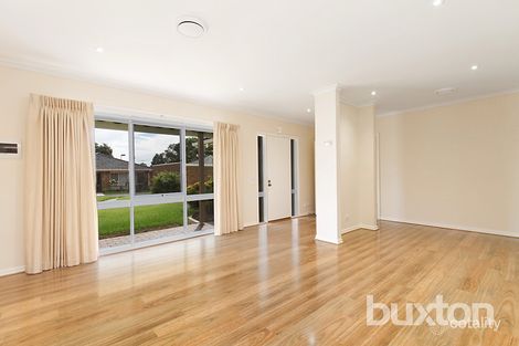 Property photo of 9/2-4 Greenview Close Dingley Village VIC 3172
