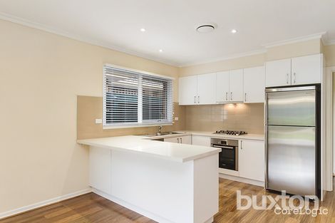 Property photo of 9/2-4 Greenview Close Dingley Village VIC 3172