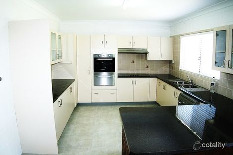 Property photo of 43 Racecourse Road Barmaryee QLD 4703