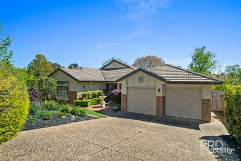 5 Lakehaven Dr, Lake Albert, NSW 2650