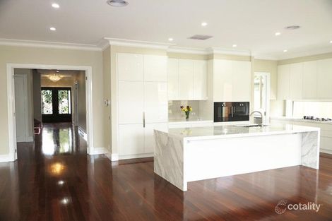 Property photo of 28 Nottingham Street Glen Waverley VIC 3150