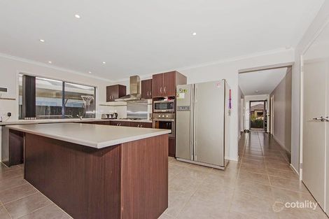 Property photo of 40 Azure Drive Tarneit VIC 3029