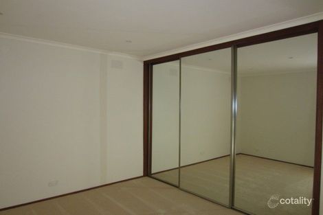 Property photo of 2 Twofold Close Dingley Village VIC 3172