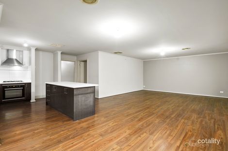 Property photo of 3 Midnight Rise Cranbourne East VIC 3977