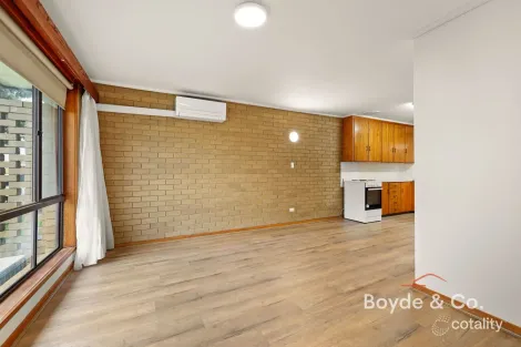 Property photo of 2/3 Rangeview Street Warragul VIC 3820