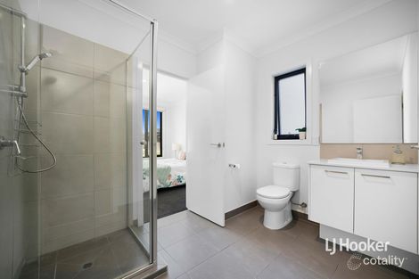 Property photo of 30 Kittyhawk Road Point Cook VIC 3030