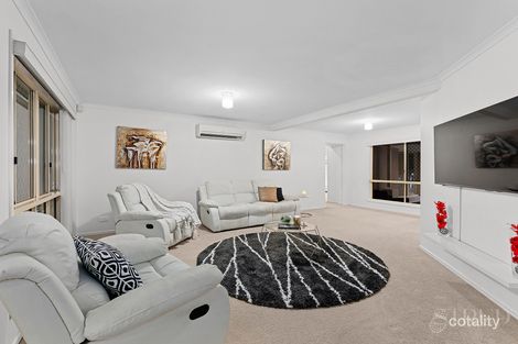 Property photo of 67 Freshwater Circuit Forest Lake QLD 4078