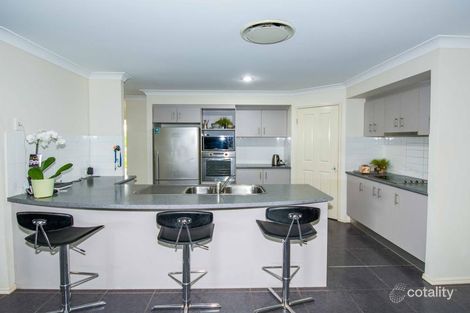 Property photo of 5 Tree Close Thabeban QLD 4670