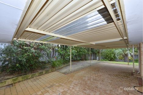 Property photo of 4 Muntries Place Halls Head WA 6210