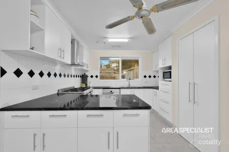 Property photo of 64 Duff Street Cranbourne VIC 3977