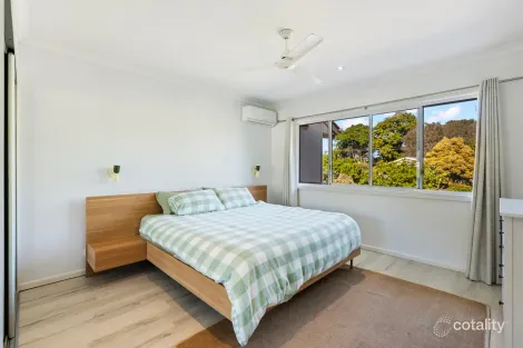 Property photo of 1/25 Lows Drive Pacific Paradise QLD 4564