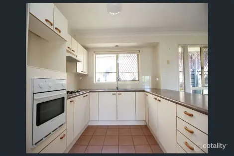 Property photo of 27 Shapcott Place Runcorn QLD 4113