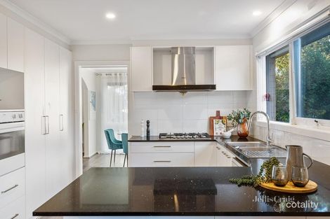 Property photo of 6 Ferndell Crescent Templestowe VIC 3106