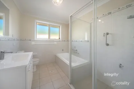 Property photo of 2 Balira Place Worrigee NSW 2540