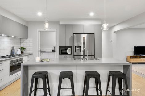 Property photo of 127 Coastside Drive Armstrong Creek VIC 3217