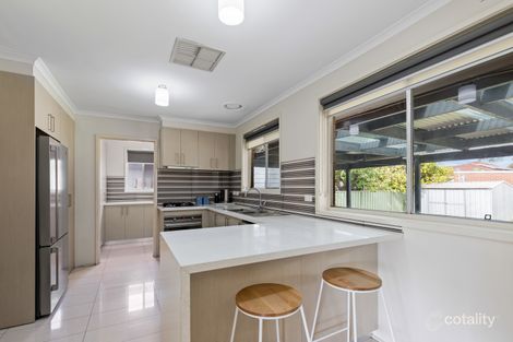 Property photo of 23 Pinoak Street St Albans VIC 3021