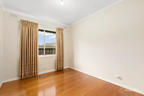 Property photo of 32 Sandford Avenue Sunshine North VIC 3020