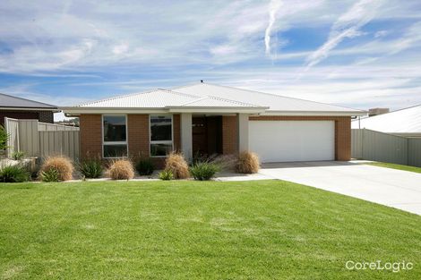 Property photo of 10 Yandee Place Estella NSW 2650