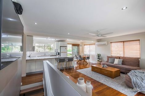 Property photo of 23 Handon Street Mansfield QLD 4122
