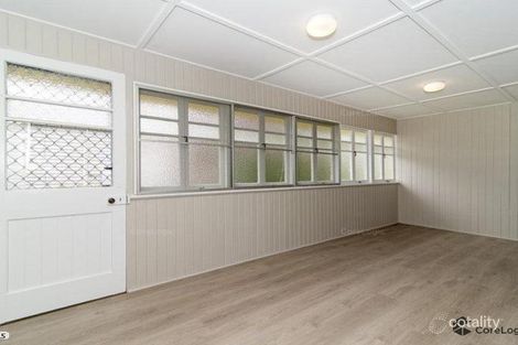 Property photo of 37 Wallace Street Newtown QLD 4350